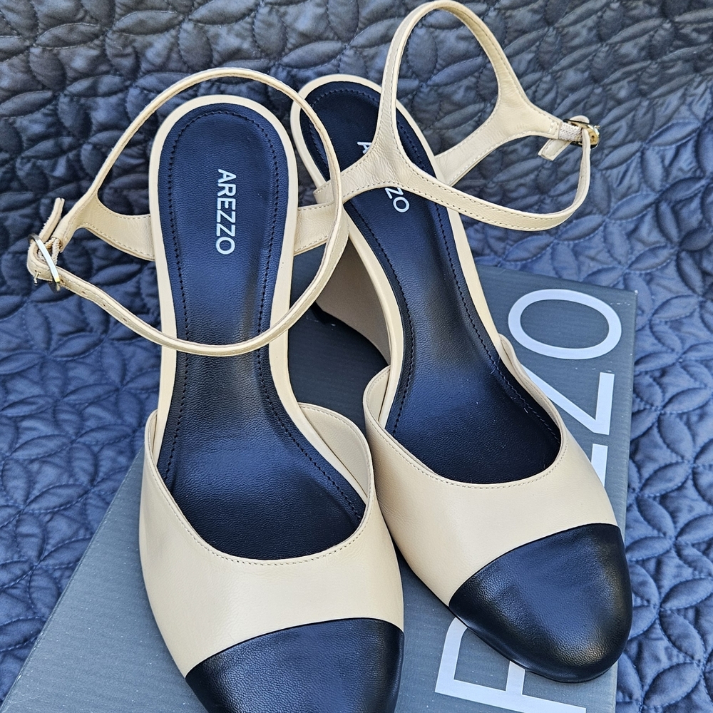 Arezzo Black and Cream Women's Heels